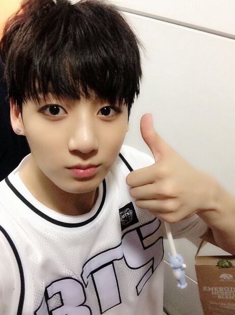 Featured image of post Jungkook 2013 Selca